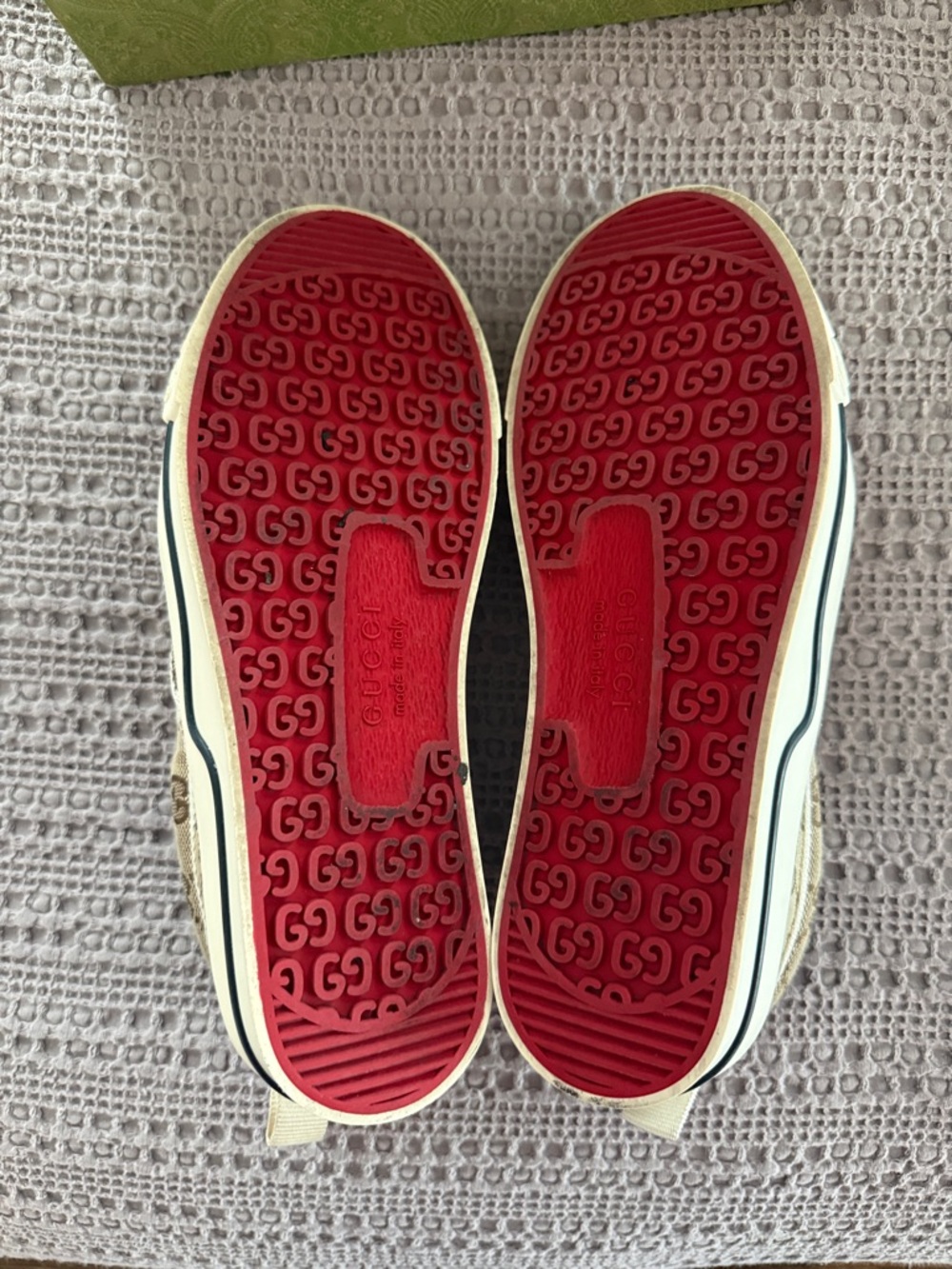 Gucci Tennis 1977 slip-on sneakers in beige and ebony GG canvas. - Picture 5 of 9